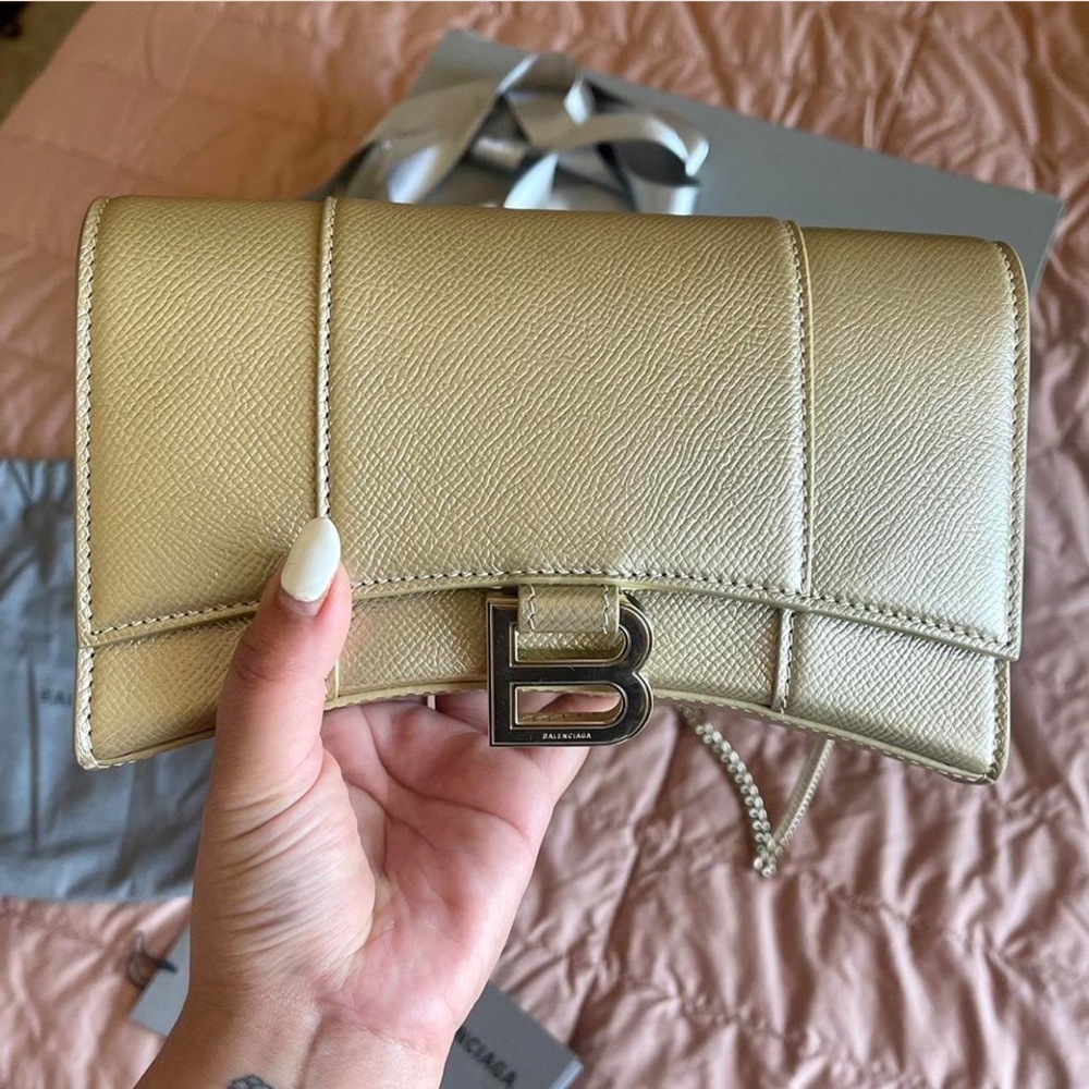 Balenciaga Gold Women's Bag - Picture 2 of 5